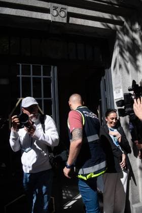 UDEF searches Zapateros office after learning of his imputation in the Plus Ultra case An agent of the National Police in Zapateros office in Ferraz, on May 19, 2026, in Madrid Spain The UDEF has searched the office of the former president, as well as other offices related to him, such as that of his daughters company, such as that of his daughters company, following the decision of the judge of the Audiencia Nacional, José Luis Calama, who has agreed to investigate Zapatero in the Plus Ultra case for alleged money laundering 19 MAY 2026 ZAPATERO UDEF Fernando Sá Madrid Madrid Madrid Espana  Copyright: xFernandoxSanchezx 7533703