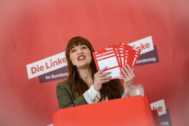 Parliamentary group leader Heidi Reichinnek during her press statement The Left Party statement in the German Bundestag at the beginning of the session week, Berlin Berlin Germany LOCATION