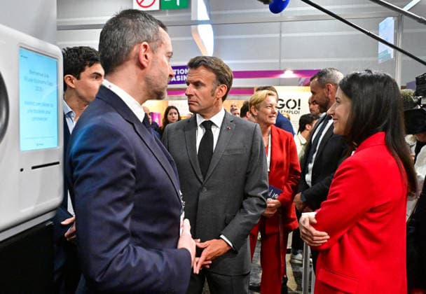 President Macron At REuse Economy Expo - Paris French President Emmanuel Macron visits the REuse Economy fair at Porte de Versailles exhibition centre in Paris, France, on May 19, 2026. Photo by Christian Liewig Pool ABACAPRESS.COM Paris France  Copyright: xLiewigxChristian Pool ABACAx