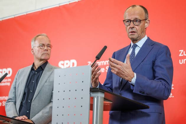 Statement SPD Federal Chancellor Friedrich Merz CDU and Matthias Miersch SPD before the parliamentary group meeting on 19 05 26 in Berlin Berlin Berlin Germany Reichstag