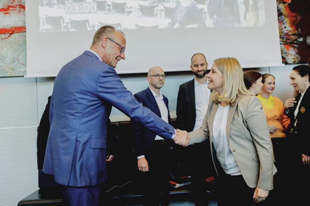 L R Friedrich Merz CDU , Federal Chancellor, and Verena Hubertz SPD , Federal Minister for Housing, Urban Development and Construction, taken before the SPD parliamentary group meeting in Berlin, 19 05 2026 Berlin Germany Copyright: xFlorianxGaertnerx