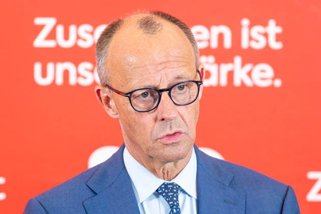 Friedrich Merz EUR, Germany, Berlin 19 05 2026 Federal Chancellor Friedrich Merz CDU visits the SPD parliamentary group in the Bundestag Press statement before the parliamentary group meeting with parliamentary group chairman Matthias Miersch SPD