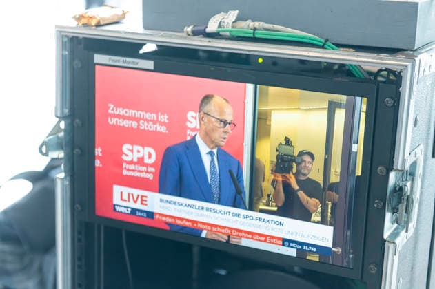 Friedrich Merz EUR, Germany, Berlin 19 05 2026 Federal Chancellor Friedrich Merz CDU visits the SPD parliamentary group in the Bundestag Press statement before the parliamentary group meeting with parliamentary group chairman Matthias Miersch SPD
