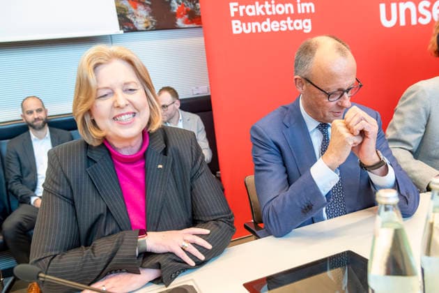 Friedrich Merz Bärbel Bas EUR, Germany, Berlin 19 05 2026 Federal Chancellor Friedrich Merz CDU visits the SPD parliamentary group in the Bundestag Before the parliamentary group meeting with parliamentary group chairman Matthias Miersch SPD