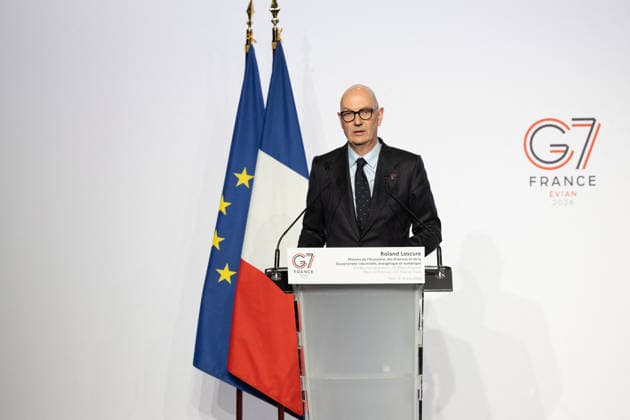 Press conference during the G7 Finance Ministers - Paris French Economy, Finances and Industry Minister Roland Lescure during a press conference on the sidelines of a G7 Finance Ministers and Central Bank Governors meeting to prepare the summit of heads of State and government to be held in Evian in June, in Paris on May 19, 2026. Photo by Raphael Lafargue ABACAPRESS.COM Paris France  Copyright: xLafarguexRaphael ABACAx