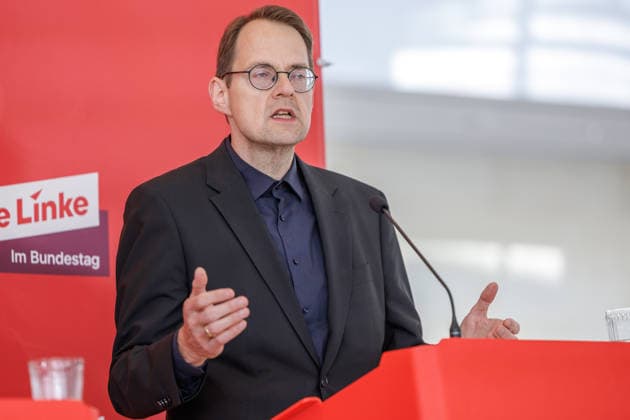 Statement Die Linke Soeren Pellmann Die Linke at a statement on 19 05 26 in Berlin Berlin Berlin Germany Reichstag