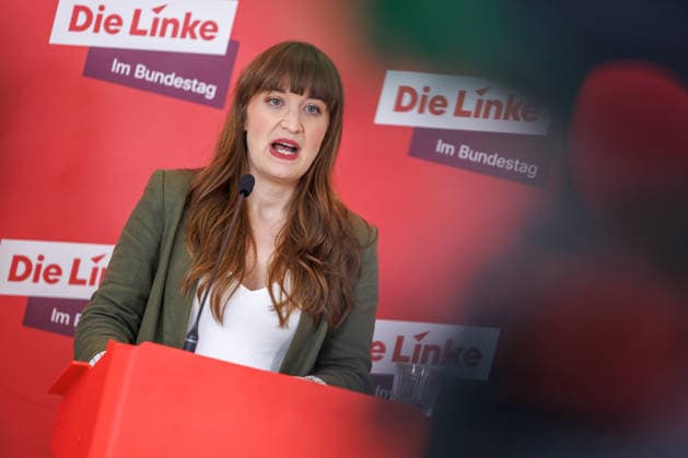 Statement Die Linke Heidi Reichinnek Die Linke at a statement on 19 05 26 in Berlin Berlin Berlin Germany Reichstag