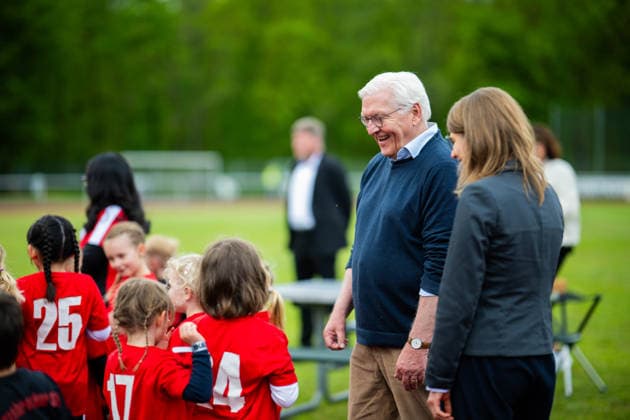 19 05 2026 Frank Walter Steinmeier in Herzebrock Clarholz On the occasion of the Germany-wide day of honor for the birthday of the Basic Law, the Federal President visits numerous hands-on activities nationwide here at the club grounds of Herzebrocker SV in Herzebrock Clarholz with children of the club , Herzebrock North Rhine-Westphalia Germany Herzebrocker Sports Club