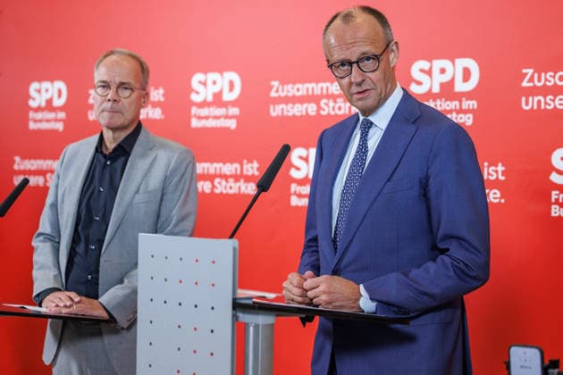 Statement SPD Federal Chancellor Friedrich Merz CDU and Matthias Miersch SPD before the parliamentary group meeting on 19 05 26 in Berlin Berlin Berlin Germany Reichstag