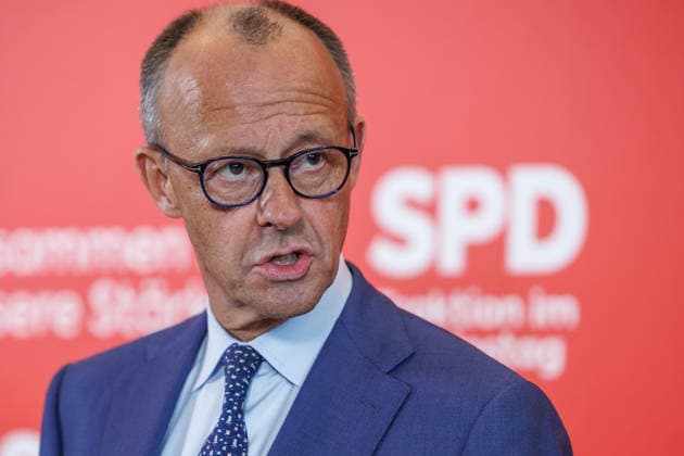 Statement SPD Federal Chancellor Friedrich Merz CDU before the parliamentary group meeting on 19 05 26 in Berlin Berlin Berlin Germany Reichstag