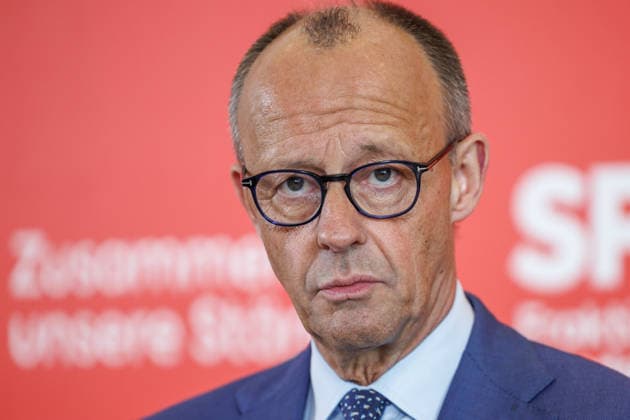 Statement SPD Federal Chancellor Friedrich Merz CDU before the parliamentary group meeting on 19 05 26 in Berlin Berlin Berlin Germany Reichstag