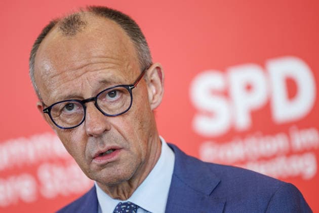 Statement SPD Federal Chancellor Friedrich Merz CDU before the parliamentary group meeting on 19 05 26 in Berlin Berlin Berlin Germany Reichstag