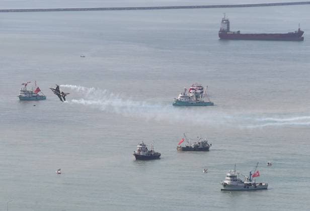 Turkiye marks 19th May Commemoration of Ataturk, Youth and Sports Day SAMSUN, TURKIYE - MAY 19: SOLOTURK, the Turkish Air Force s aerobatic team, performs during the 19 May Commemoration of Ataturk, Youth and Sports Day in Samsun, Turkiye on May 19, 2026. Recep Bilek Anadolu Samsun Turkey. Editorial use only. Please get in touch for any other usage.  Copyright: x2026xAnadoluxRecepxBilekx
