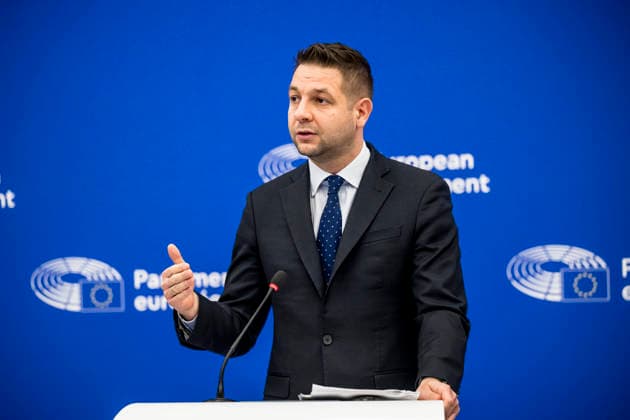 May 19, 2026: Patryk Jaki, Co-chair of the European Conservatives and Reformists (ECR) group, attend a briefing at the European Parliament in Strasbourg, France, 19.05.2026. . - ZUMAw80_ 20260519_faf_w80_020 Copyright: xWiktorxDabkowskix