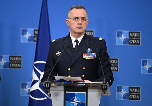 NATO Military Committee in Chiefs of Defence Session in Brussels BRUSSELS, BELGIUM - MAY 19: Commander of Supreme Allied Command Europe (SACEUR) General Alexus G. Grynkewich speaks during a joint press conference at the NATO Headquarters in Brussels, Belgium on May 19, 2026. The media briefing follows the NATO Military Committee in Chiefs of Defence Session, which also featured Chairman of the Military Committee (CMC) Admiral Giuseppe Cavo Dragone and Supreme Allied Commander Transformation (SACT) Admiral Pierre Vandier addressing regional security issues. Dursun Aydemir Anadolu Brussels Belgium. Editorial use only. Please get in touch for any other usage.  Copyright: x2026xAnadoluxDursunxAydemirx