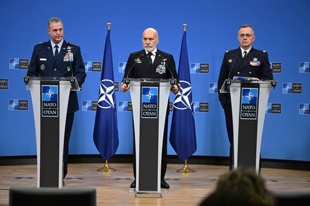 NATO Military Committee in Chiefs of Defence Session in Brussels BRUSSELS, BELGIUM - MAY 19: (L-R) Supreme Allied Commander Europe (SACEUR) General Alexus G. Grynkewich, Chairman of the NATO Military Committee (CMC) Admiral Giuseppe Cavo Dragone, and Supreme Allied Commander Transformation (SACT) Admiral Pierre Vandier hold a joint press conference at the NATO Headquarters in Brussels, Belgium on May 19, 2026. The top military officials address the media following the NATO Military Committee in Chiefs of Defence Session to discuss collective defense strategies, deterrence, and the security challenges facing the alliance. Dursun Aydemir Anadolu Brussels Belgium. Editorial use only. Please get in touch for any other usage.  Copyright: x2026xAnadoluxDursunxAydemirx