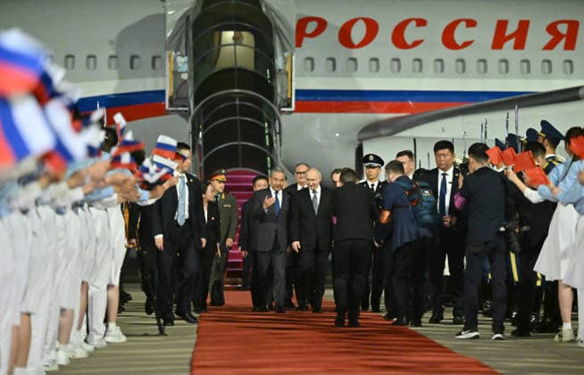(260519) -- BEIJING, May 19, 2026 -- Russian President Vladimir Putin arrives in Beijing on May 19, 2026, for a state visit to China. At the invitation of Chinese President Xi Jinping, Putin is visiting China from May 19 to 20. ) CHINA-BEIJING-RUSSIA-PUTIN-ARRIVAL (CN) GaoxJie