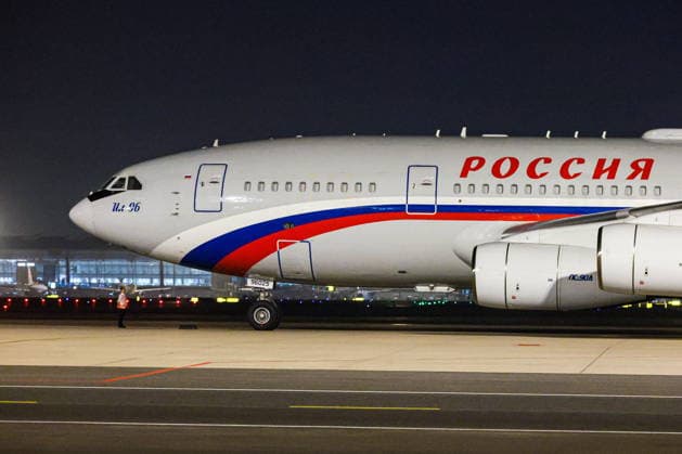 CHINA, BEIJING - MAY 19, 2026: An aircraft carrying Russia s President Putin arrives at Beijing Capital International Airport (Shoudu). Russian President Putin s official visit to China coincides with the 25th anniversary of the Treaty of Good-Neighbourliness and Friendly Cooperation Between the People s Republic of China and the Russian Federation, which was signed on 16 July, 2001 Beijing China  - ZUMAt113 20260519_zaa_t113_548 Copyright: xVladimirxSmirnovx