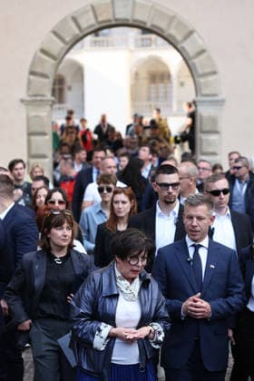 Hungarian PM Peter Magyar in Poland on his first international trip KRAKOW, POLAND - MAY 19: Hungarian Prime Minister Peter Magyar visits Wawel Castle during his first international trip in Krakow, Poland on May 19, 2026. Magyar began a two-day visit to Poland aimed at restoring bilateral ties strained by his predecessor s close relations with Moscow during Russia s attacks on Ukraine. Jakub Porzycki Anadolu Krakow Poland. Editorial use only. Please get in touch for any other usage.  Copyright: x2026xAnadoluxJakubxPorzyckix