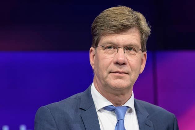 v l Christoph Schwennicke t online , GER, Berlin, Studio, guest on Maischberger, political talk show, TV, format, with presenter Sandra Maischberger, Das Erste, from Adlershof Am Studio 20, May 19, 2026, Copyright: HMBxMedia UwexKoch