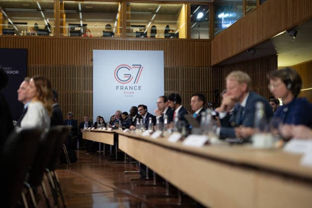 Emmanuel Macron attends the No Money for Terror conference - Paris Guests during the 5th No Money for Terror conference on the sidelines of the G7 finance ministers meeting aimed at cutting off financing of terrorism through organised crime, in Paris on May 19, 2026. Photo by Raphael Lafargue ABACAPRESS.COM Paris France  Copyright: xLafarguexRaphael ABACAx