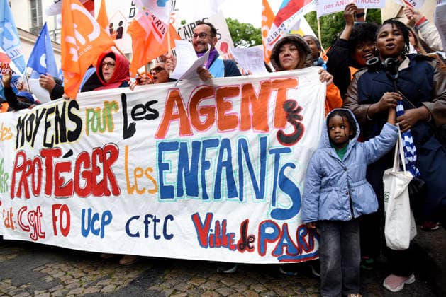 RECORD DATE NOT STATED Periscolaire Strike Against Sexual Violence - Paris Demonstrators take part in a strike of periscolaire workers in Paris, France on May 19, 2026, as an investigation into sexual violence in the Parisian periscolaire system targets 84 kindergartens, around twenty schools and around ten creches. Photo by Alain Apaydin ABACAPRESS.COM Paris France  Copyright: xApaydinxAlain ABACAx