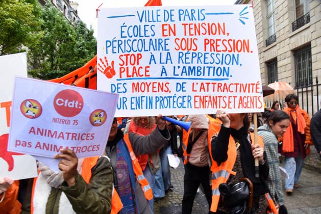 RECORD DATE NOT STATED Periscolaire Strike Against Sexual Violence - Paris Demonstrators take part in a strike of periscolaire workers in Paris, France on May 19, 2026, as an investigation into sexual violence in the Parisian periscolaire system targets 84 kindergartens, around twenty schools and around ten creches. Photo by Alain Apaydin ABACAPRESS.COM Paris France  Copyright: xApaydinxAlain ABACAx