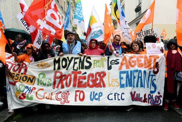 RECORD DATE NOT STATED Periscolaire Strike Against Sexual Violence - Paris Demonstrators take part in a strike of periscolaire workers in Paris, France on May 19, 2026, as an investigation into sexual violence in the Parisian periscolaire system targets 84 kindergartens, around twenty schools and around ten creches. Photo by Alain Apaydin ABACAPRESS.COM Paris France  Copyright: xApaydinxAlain ABACAx