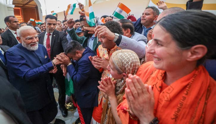 Politics, Diplomacy, Government PM receives a warm welcome by Indian diaspora on his arrival at a hotel in Rome, Italy on May 19, 2026. PM meets the Prime Minister of Italy, Ms. Giorgia Meloni on his arrival at Rome. Rome Italy Copyright: xSeshadrixSukumarx
