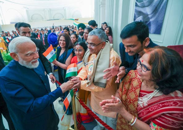 Politics, Diplomacy, Government PM receives a warm welcome by Indian diaspora on his arrival at a hotel in Rome, Italy on May 19, 2026. PM meets the Prime Minister of Italy, Ms. Giorgia Meloni on his arrival at Rome. Rome Italy Copyright: xSeshadrixSukumarx