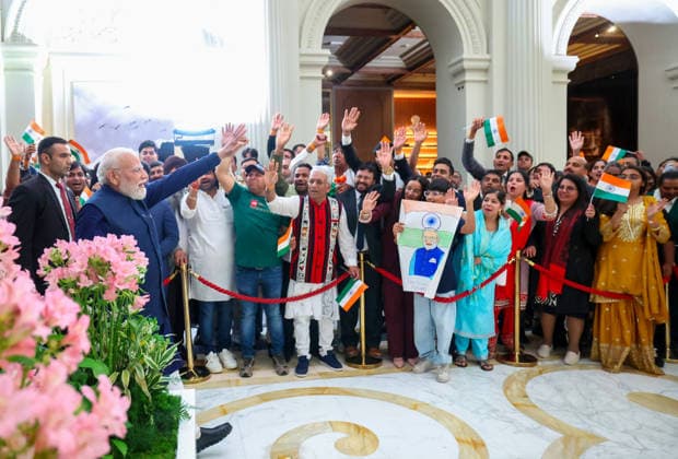 Politics, Diplomacy, Government PM receives a warm welcome by Indian diaspora on his arrival at a hotel in Rome, Italy on May 19, 2026. PM meets the Prime Minister of Italy, Ms. Giorgia Meloni on his arrival at Rome. Rome Italy Copyright: xSeshadrixSukumarx