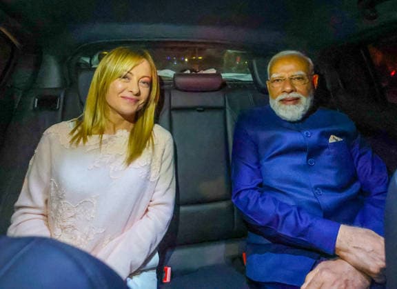 Politics, Diplomacy, Government PM receives a warm welcome by Indian diaspora on his arrival at a hotel in Rome, Italy on May 19, 2026. PM meets the Prime Minister of Italy, Ms. Giorgia Meloni on his arrival at Rome. Rome Italy Copyright: xSeshadrixSukumarx
