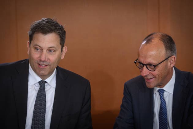 Berlin, Cabinet meeting of the Federal Government Cabinet meeting of the Federal Government on 20 05 2026 at the Federal Chancellery in Berlin In the picture Federal Chancellor Friedrich Merz CDU and Lars Klingbeil Vice Chancellor, Minister of Finance, SPD Berlin Federal Chancellery Berlin Germany