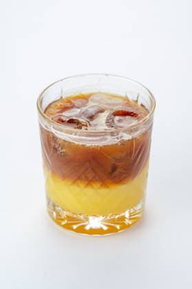 IMAGO Creative, Food, Trend, Iced Coffee Refreshing bumble coffee with orange juice and ice R_KUAL260514A-2025102-01