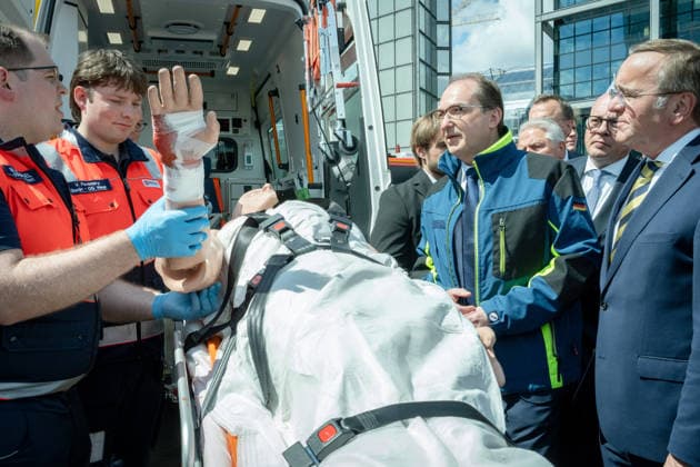 Alexander Dobrindt, Boris Pistorius Berlin, Federal Minister of the Interior, Alexander Dobrindt, Federal Minister of Defense, Boris Pistorius, Pact for Civil Protection Berlin Berlin GER