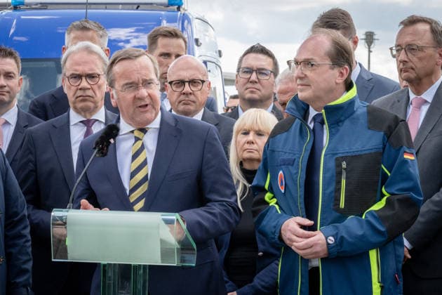 Alexander Dobrindt, Boris Pistorius Berlin, Federal Minister of the Interior, Alexander Dobrindt, Federal Minister of Defense, Boris Pistorius, Pact for Civil Protection Berlin Berlin GER