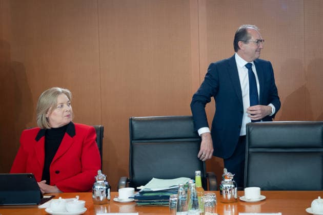 Cabinet meeting, Federal Government, Kick-off Kick-off, Cabinet meeting, Federal Government, Alexander Dobrindt, Federal Minister of the Interior, Bärbel Bas, Federal Minister, Labor, Social Affairs Berlin Berlin GER