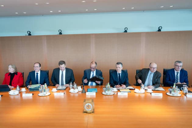 Cabinet meeting, Federal Government, Kick-off Kick-off, Cabinet meeting, Federal Government, Federal Chancellor, Friedrich Merz, Minister of the Chancellery, Thorsten Frei, Lars Klingbeil, Federal Minister of Finance, Vice-Chancellor, Alexander Dobrindt, Federal Minister of the Interior, Bärbel Bas, Federal Minister, Labor, Social Affairs, Stefan Kor