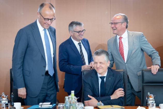 cabinet meeting, federal government, cabinet meeting, federal government, federal chancellor, Friedrich Merz, minister of the chancellery, Thorsten Frei, Stefan Kornelius, government spokesman Berlin Berlin GER