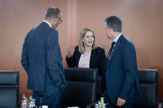 Cabinet meeting, Federal Government, Federal Government, Federal Chancellor, Friedrich Merz, Minister of the Chancellery, Thorsten Frei, Verena Hubertz, Federal Minister, Housing, Construction Berlin Berlin GER