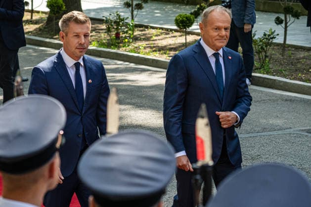 May 20, 2026, Warsaw, Poland: New Hungarian Prime Minister, Peter Magyar and Polish Prime Minister, Donald Tusk seen during their meeting at the Polish Prime Minister s residence. On the morning of Wednesday, the 20th of May, on his first foreign visit, the new Prime Minister of Hungary, Peter Magyar, meets with Polish Prime Minister Donald Tusk. The visit symbolically marks the opening of a new phase in Budapest s relations with Europe. During the meeting the Prime Ministers discuss Magyar s victory in the recent Hungarian elections, the Polish-Hungarian relationship, and the issue of Zbigniew Ziobra and Marcin Romanowski - two Polish politicians evading prosecution in Poland by hiding in Hungary. After the meeting, Peter Magyar meets with - ZUMAs197 20260520_aaa_s197_265 Copyright: xNeilxMiltonx