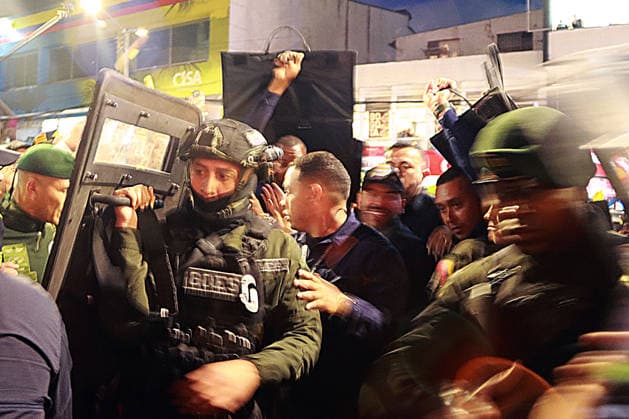 May 20, 2026, Bogota, Cundinamarca, COLOMBIA: Members of the Grupo de Operaciones Especiales (GOES) or Special Operations Group, leads right-wing presidential candidate ABELARDO DE LA ESPRIELLA (middle with dark baseball cap) to the closing rally of his campaign. ColombiaÃ¢â‚¬â ¢s first-round presidential elections take place May 31st under extreme security measures given the countryÃ¢â‚¬â ¢s political polarization. Bogota COLOMBIA - ZUMAd225 20260520_znp_d225_011 Copyright: xZoraidaxDiazx