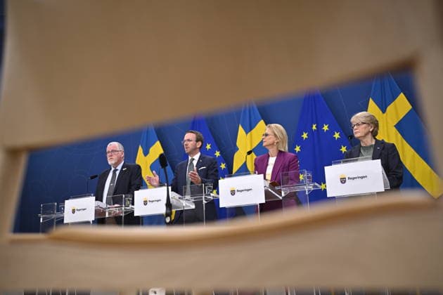 STOCKHOLM, SWEDEN 20260521 Thomas Morell SD , Minister of Infrastructure and Housing Andreas Carlson KD , Minister of Finance Elisabeth Svantesson M and Helena Gellerman L , during a press conference where they present measures for aviation in an upcoming extra amending budget, against the background of the global energy crisis STOCKHOLM SWEDEN x10050x  Copyright: xPontusxLundahl TTx PRESSTRÄFF ATGÄRDER FÖR LUFTFARTEN FZpRy6OxqeE