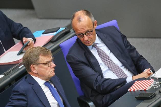 Berlin, Germany, 21 05 2026 German Bundestag 80 Bundestag session Federal Minister for Foreign Affairs Johann Wadephul CDU and Federal Chancellor Friedrich Merz CDU Copyright: xdtsxNachrichtenagenturx dts_119690