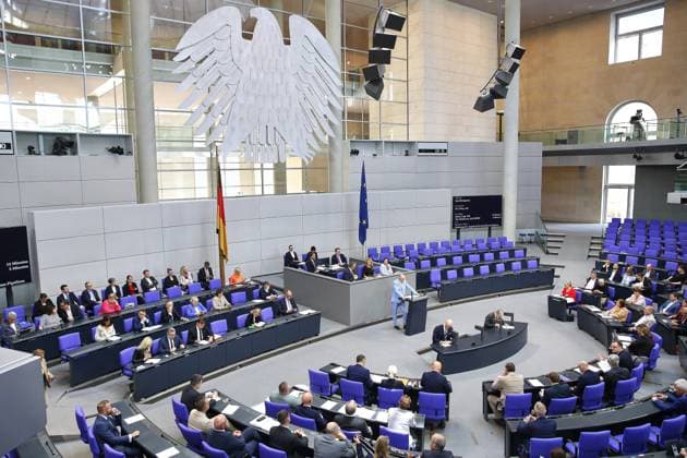 Berlin, Germany, 21 05 2026 German Bundestag 80 Bundestag session View into the plenary chamber at the beginning of the session, Jörn König AfD stands at the lectern Copyright: xdtsxNachrichtenagenturx dts_119697