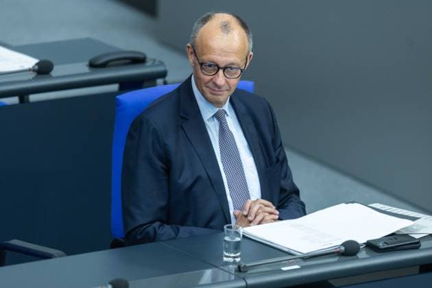 80 Session of the German Bundestag on 21 05 2026 in the plenary chamber of the Reichstag building in Berlin Friedrich Merz Federal Chancellor xJRx