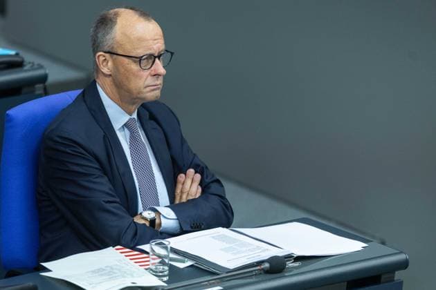 80 Session of the German Bundestag on 21 05 2026 in the plenary chamber of the Reichstag building in Berlin Friedrich Merz Federal Chancellor xJRx