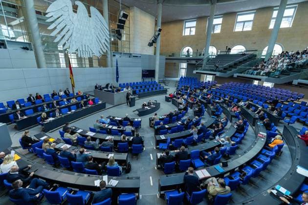 80 Session of the German Bundestag on 21 05 2026 in the plenary chamber of the Reichstag building in Berlin Interior view of the plenary chamber inside xJRx
