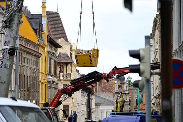 Emergency services of the THW technical relief organization working on the collapsed residential building in James von Moltke Strasse in Görlitz An inhabited house collapsed here in the early evening of 18 5 2026 Photo taken on 20 05 2026 Görlitz, 20 05 2026 Foto:xM.xWehnertx xFuturexImagex expolsion_6551