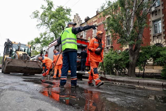 RECORD DATE NOT STATED Russian Drone Attack on Odesa Leaves People Injured Municipal services workers deal with the aftermath of a Russian drone attack in Odesa, Ukraine, on May 18, 2026. As a result of a massive overnight attack by Russian strike drones, several residential buildings in the Prymorskyi and Kyivskyi districts sustained significant damage. Roofs of three-storey buildings were destroyed, while a one-storey house was ruined in another area. Buildings of a city lyceum and a kindergarten were also damaged. Two people, an 11-year-old boy and a 59-year-old man, were injured Photo by Nina Liashonok Ukrinform ABACAPRESS.COM Odesa Ukraine  Copyright: xLyashonokxNina Ukrinform ABACAx